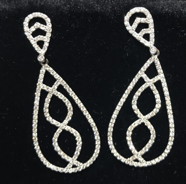 Hanging Earrings 026